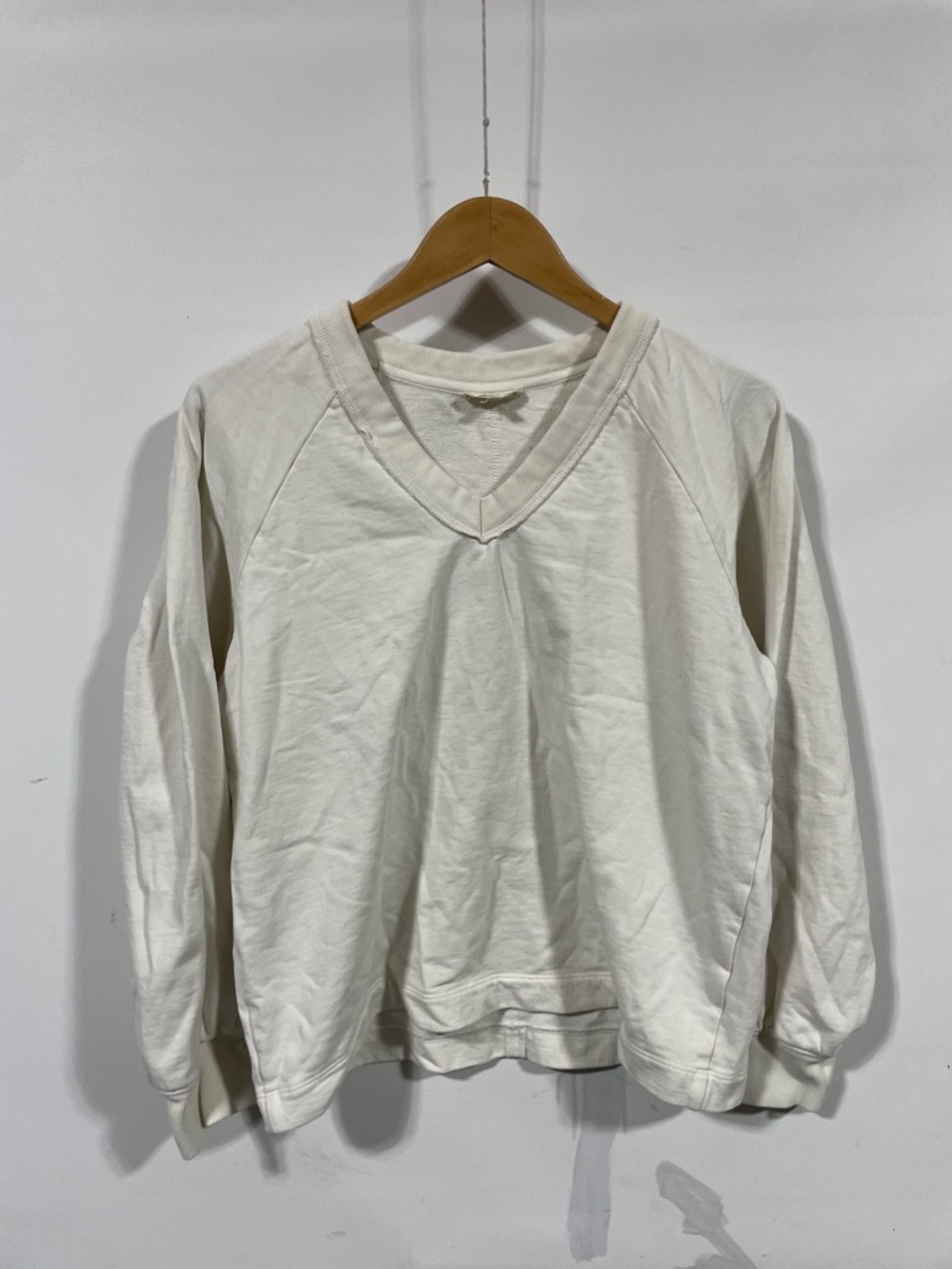 Madewell Cream V-Neck Pullover Sweatshirt
